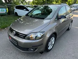 Kaschmirbraun metallic Gebraucht 2012 VW Golf Plus Cross Match Van / Kleinbus | 8.990 € (Etwas zu teuer)