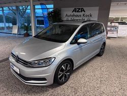 Silber Gebraucht 2023 VW Touran Comfortline Van / Kleinbus | 24.980 € (Guter Preis)