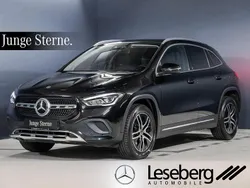 Kosmosschwarz Gebraucht 2020 Mercedes GLA200 Progressive SUV | 29.860 € (Guter Preis)