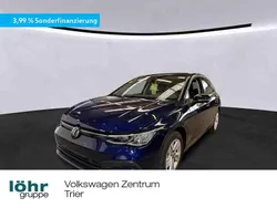 Atlantic blue metallic Gebraucht 2023 VW Golf VIII Life Limousine | 23.980 € (Fairer Preis)