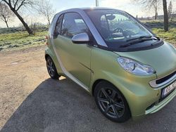 Grün Gebraucht 2011 Smart ForTwo Coupé Brabus Coupé | 5.200 € (Fairer Preis)