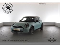 Gruen Gebraucht 2024 Mini Cooper S Classic Kleinwagen | 30.530 € (Etwas zu teuer)