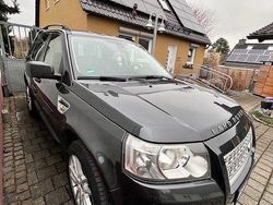 Grau Gebraucht 2011 Land Rover Freelander 2 HSE SUV | 8.300 € (Fairer Preis)