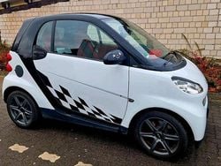 Weiß Gebraucht 2010 Smart ForTwo Coupé Passion Coupé | 5.300 € (Fairer Preis)