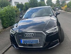 Schwarz Gebraucht 2016 Audi e-tron Design SUV | 17.250 € (Fairer Preis)
