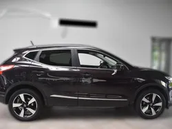 Metallic Gebraucht 2016 Nissan Qashqai 360º SUV | 13.450 € (Fairer Preis)
