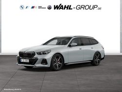 Grau Neu 2025 BMW i5 M Sport Kombi | 69.890 € (Guter Preis)