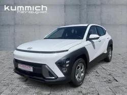 Atlas white (weiß) Neu 2025 Hyundai Kona Select SUV | 27.596 € (Superpreis)