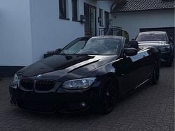 Schwarz Gebraucht 2011 BMW 330 Cabriolet M Performance Cabrio | 13.500 € (Fairer Preis)