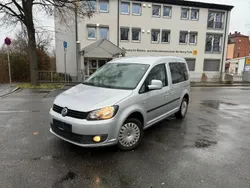 Reflexsilber metallic Gebraucht 2011 VW Caddy Trendline Van / Kleinbus | 4.900 € (Superpreis)