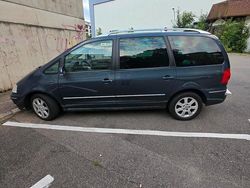 Grau Gebraucht 2006 VW Sharan Van / Kleinbus | 4.000 € (Fairer Preis)