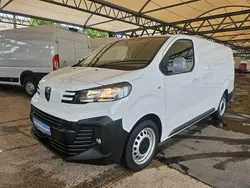 Weiß Gebraucht 2024 Peugeot Expert Van | 28.450 € (Etwas zu teuer)