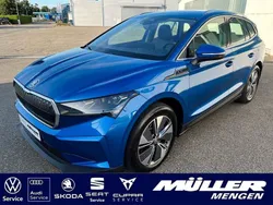 Raceblau metallic met. Gebraucht 2021 Skoda Enyaq iV Loft SUV | 31.590 € (Fairer Preis)