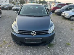 Blau Gebraucht 2009 VW Golf Plus Cross Comfortline Van / Kleinbus | 4.600 € (Guter Preis)