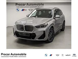 Silber Neu 2025 BMW iX1 Comfort Edition SUV | 55.340 € (Superpreis)