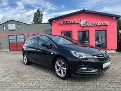 Schwarz Gebraucht 2016 Opel Astra Dynamic Kombi | 9.999 € (Fairer Preis)