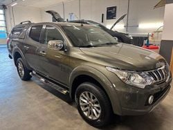 Grün Gebraucht 2016 Mitsubishi L200 Top Abholung | 19.777 € (Fairer Preis)