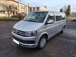 Reflexsilber metallic Gebraucht 2017 VW Caravelle Comfortline Van / Kleinbus | 13.900 €