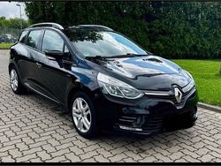 Schwarz Gebraucht 2017 Renault Clio GrandTour LIMITED Kombi | 6.299 €