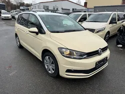 Beige Gebraucht 2020 VW Touran Van / Kleinbus | 7.900 € (Superpreis)