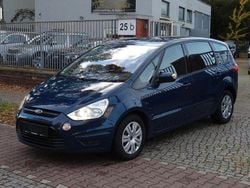 Blau Gebraucht 2010 Ford S-MAX S Van / Kleinbus | 1.999 € (Superpreis)