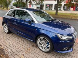 Blau Gebraucht 2011 Audi A1 S-Line Kleinwagen | 12.499 € (Teuer)
