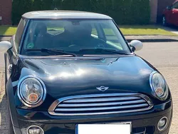 Schwarz Gebraucht 2009 Mini Cooper Pepper Kleinwagen | 4.200 € (Fairer Preis)