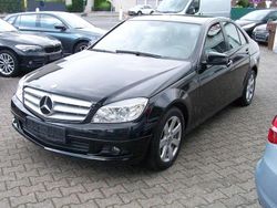 Schwarz unilack Gebraucht 2008 Mercedes C200 Limousine | 6.950 € (Fairer Preis)