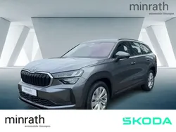 Grau Gebraucht 2024 Skoda Kodiaq Selection SUV | 48.949 € (Fairer Preis)