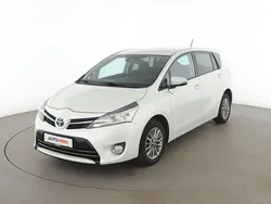 Weiß Gebraucht 2016 Toyota Verso Edition-S Van / Kleinbus | 14.380 € (Fairer Preis)