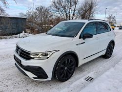 Weiß Gebraucht 2022 VW Tiguan R-line SUV | 23.800 € (Guter Preis)
