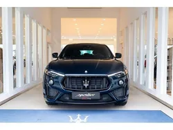 Blu royale Neu 2025 Maserati Levante SUV | 194.888 €