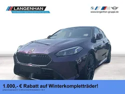 Violett Neu 2025 BMW 123 M Sport Kleinwagen | 50.910 € (Etwas zu teuer)