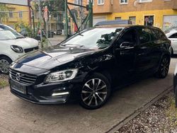Black solid "stone" / solid Gebraucht 2018 Volvo V60 Linje Svart Kombi | 9.999 € (Teuer)
