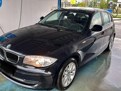 Schwarz Gebraucht 2010 BMW 116 Advantage Kleinwagen | 4.695 € (Fairer Preis)