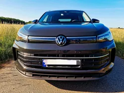 Grau Gebraucht 2024 VW Tiguan Goal SUV | 37.800 € (Fairer Preis)
