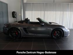 Grau Gebraucht 2017 Porsche 718 Boxster Cabrio | 69.900 €