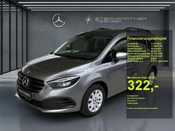 Grau Gebraucht 2024 Mercedes T180 Progressive Van / Kleinbus | 29.800 € (Fairer Preis)