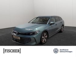 Gruen Gebraucht 2025 VW Passat Elegance Kombi | 37.876 € (Guter Preis)