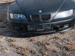 Schwarz Gebraucht 1997 BMW Z3 Cabrio | 2.500 €