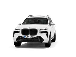 Gebraucht 2025 BMW X7 Comfort Edition SUV | 81.980 € (Superpreis)