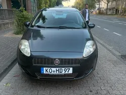 Grau Gebraucht 2009 Fiat Punto Kleinwagen | 1.990 € (Fairer Preis)