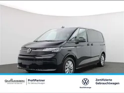 Deep black perleffekt Gebraucht 2024 VW T7 Life Van | 51.880 € (Superpreis)