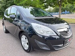 Schwarz Gebraucht 2013 Opel Meriva Active Van / Kleinbus | 5.999 € (Fairer Preis)