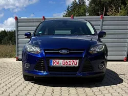 Blau Gebraucht 2014 Ford Focus Kombi | 3.700 € (Superpreis)