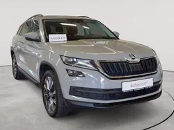 Stahlgrau uni Gebraucht 2020 Skoda Kodiaq Drive SUV | 24.990 € (Guter Preis)