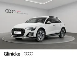 Weiß Neu 2025 Audi A3 Ambiente Limousine | 38.390 € (Superpreis)