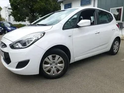 Weiß Gebraucht 2013 Hyundai ix20 Edition Van / Kleinbus | 5.390 € (Fairer Preis)