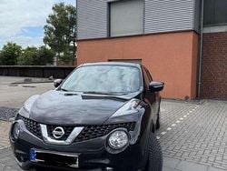 Schwarz Gebraucht 2016 Nissan Juke Acenta SUV | 10.290 € (Fairer Preis)