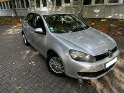 Silber Gebraucht 2010 VW Golf VI Limousine | 3.500 € (Guter Preis)